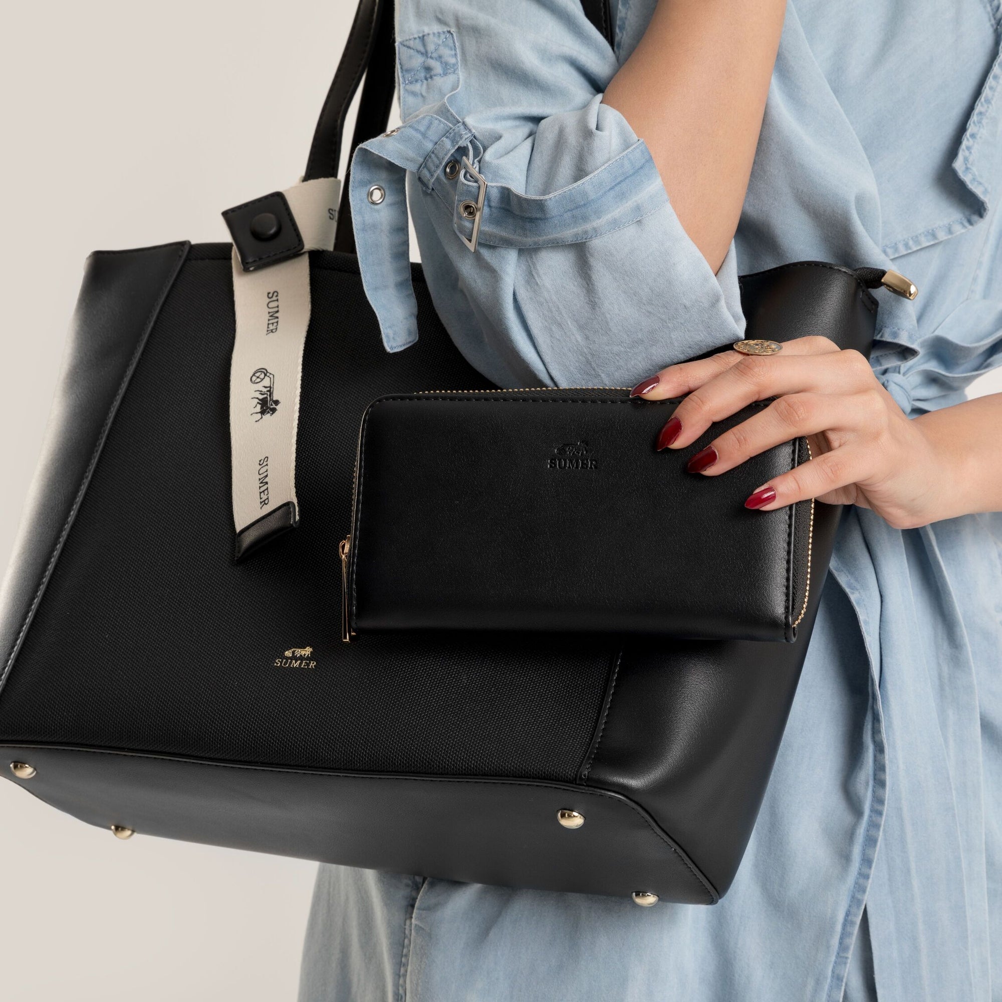 حقيبة توتي لون Black - Sumer