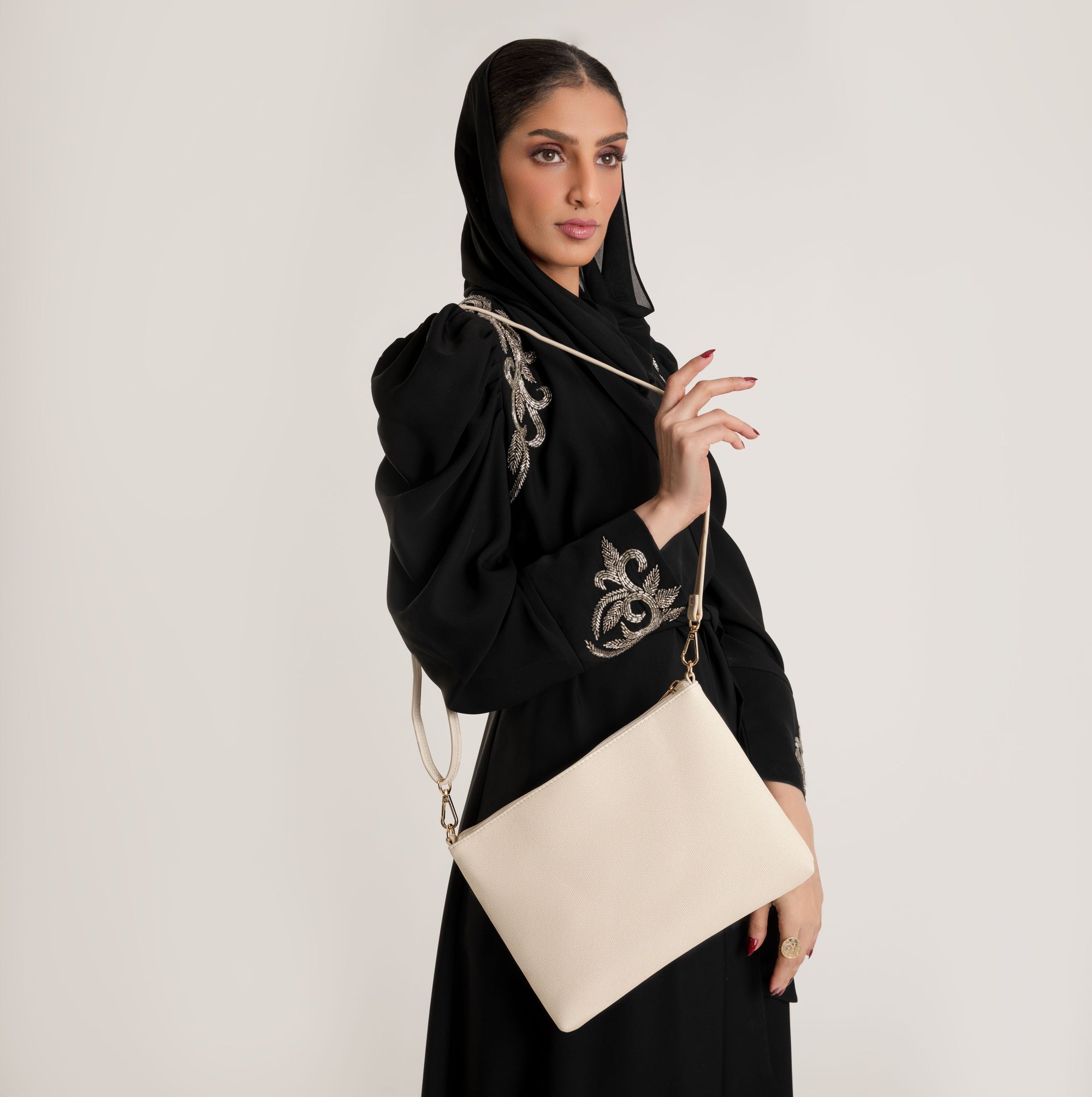 حقيبة توتي لون Beige - Sumer