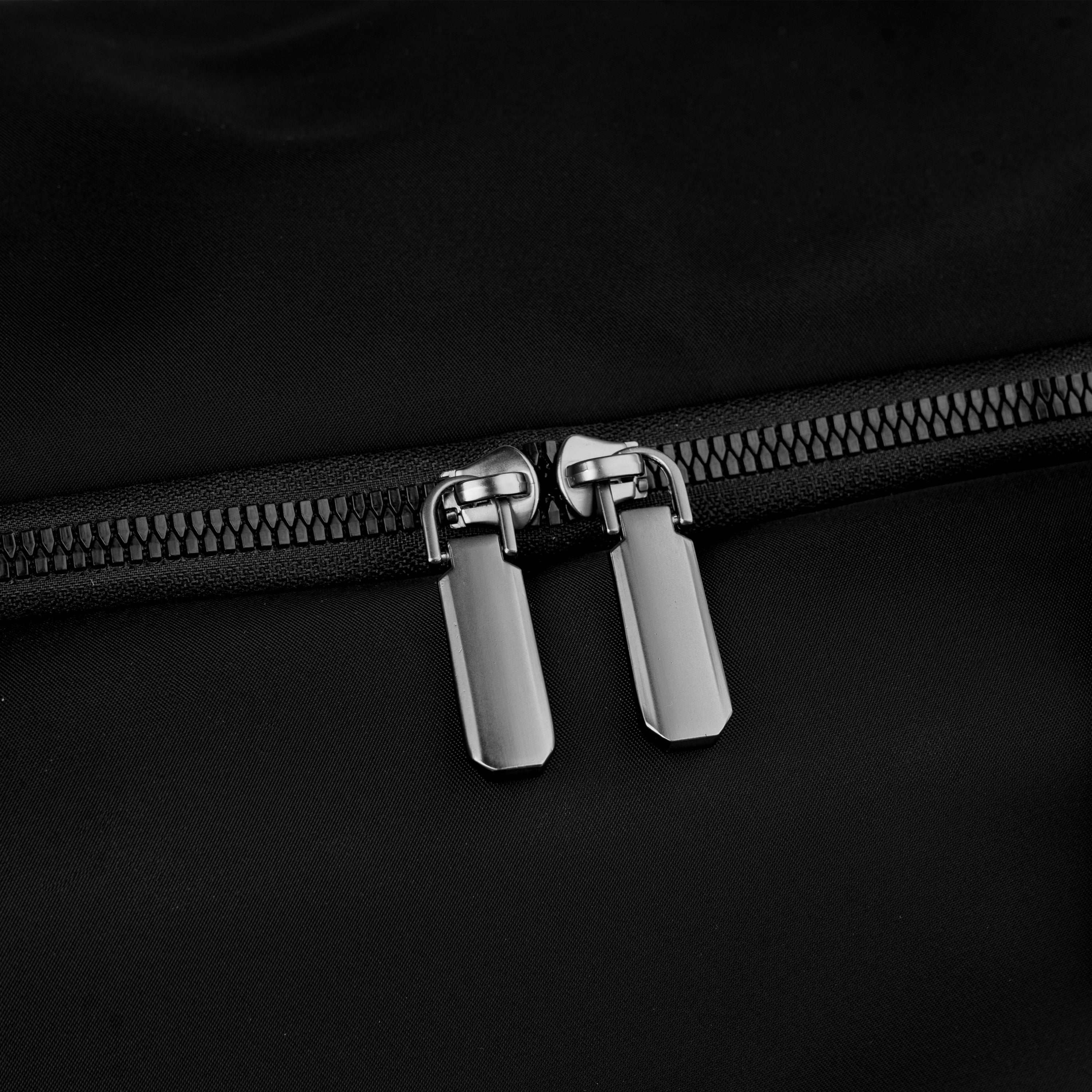 black - مقبض شنطة سفر سوداء بخامات قوية