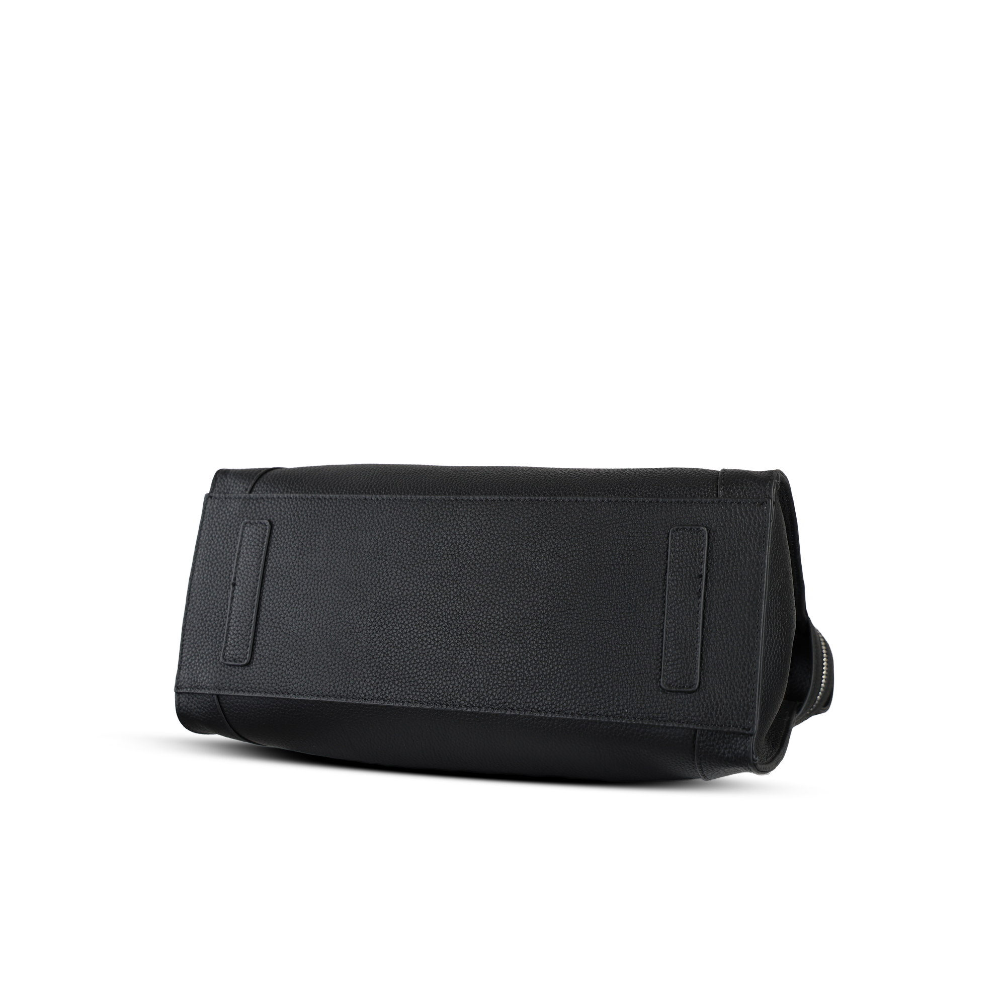 شنطة يد 3900 ق.ب